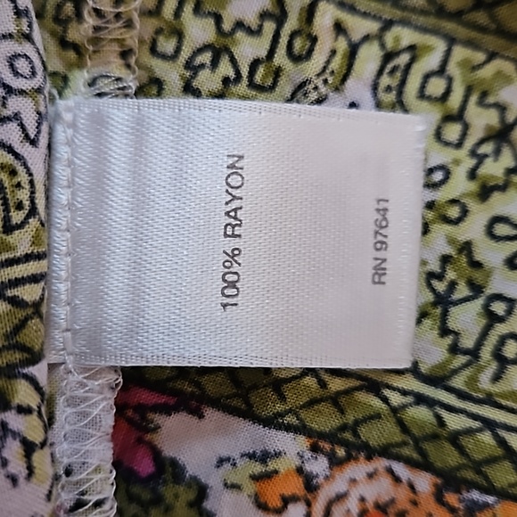 J. Jill Sleeveless Pleated Front Peplum Floral Print Blouse - Picture 5 of 11